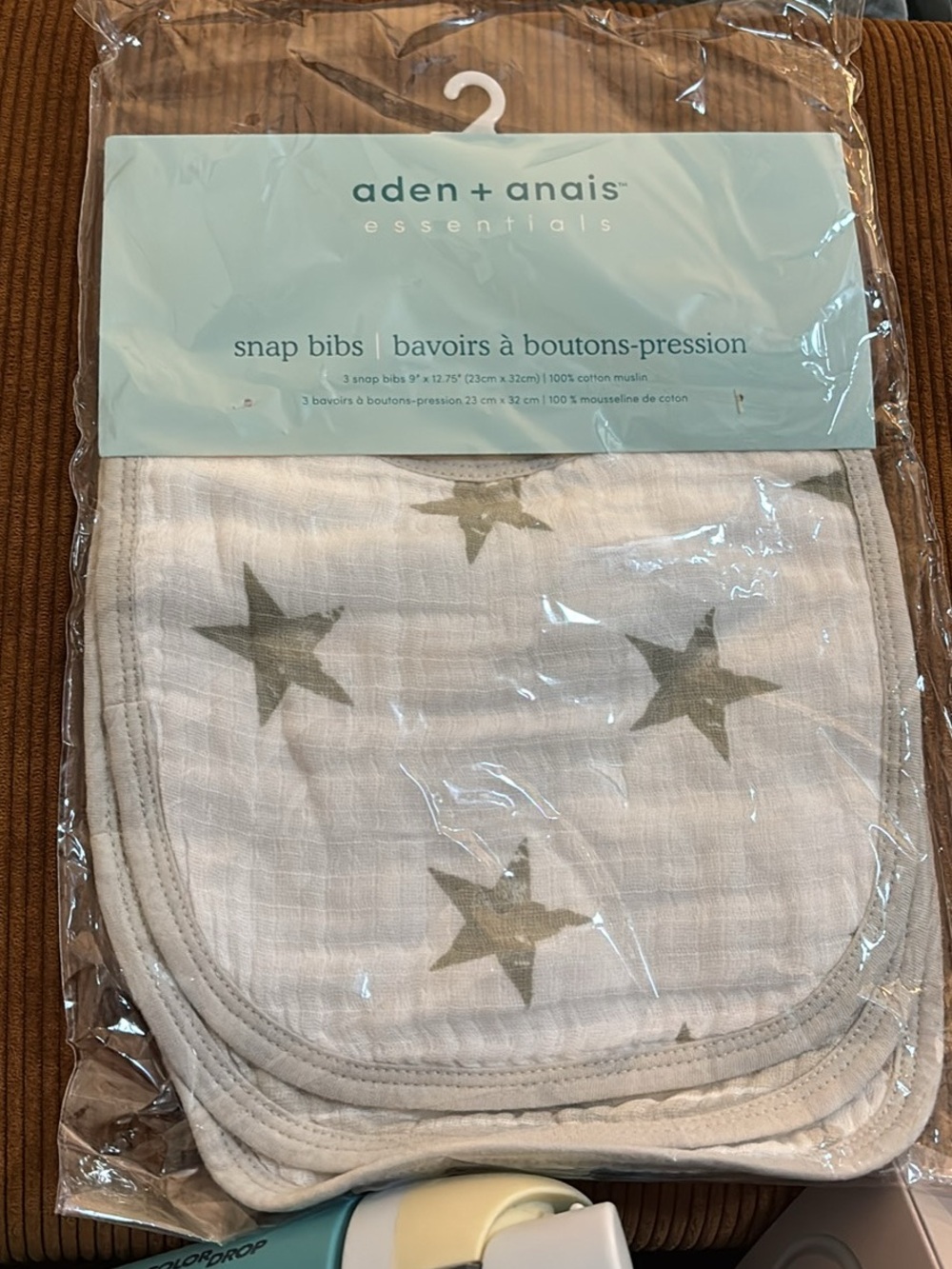 Snap bibs